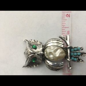 vintage owl in Pearle Emerald Stones Brooch